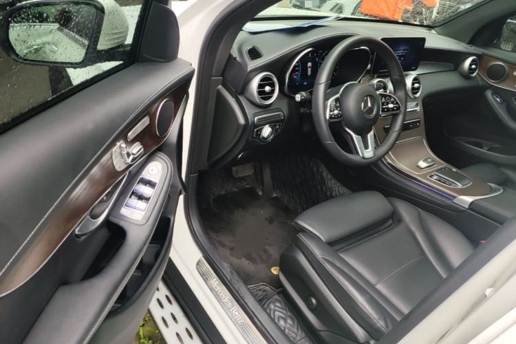 Used Mercedes-Benz GLC 2022 Refreshed GLC 300 L 4MATIC Dynamic Edition Driver Seat