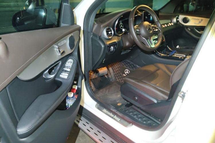 Used Mercedes-Benz GLC 2022 Facelifted GLC 260 L 4MATIC Dynamic Edition Driver Seat