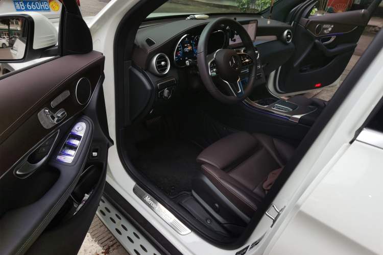 Used Mercedes-Benz GLC 2022 Refreshed GLC 300 L 4MATIC Dynamic Edition Prestige Version Driver Seat