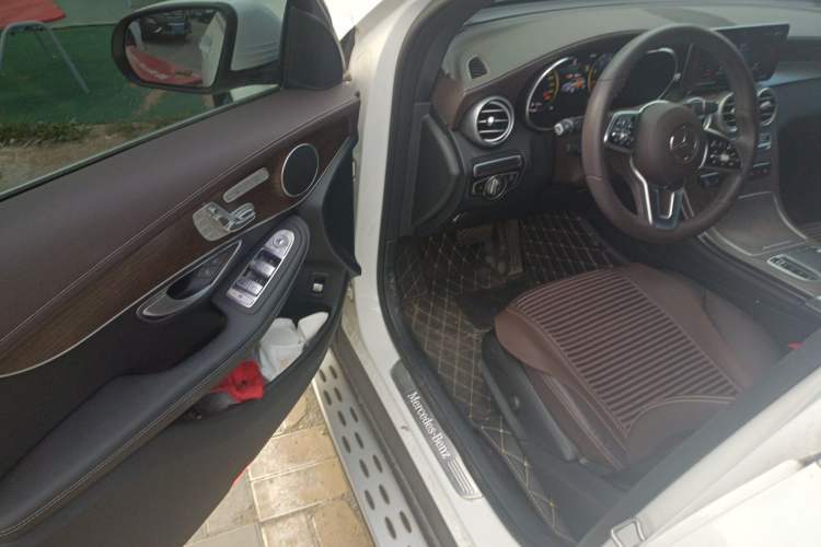 Used Mercedes-Benz GLC 2022 Refreshed GLC 300 L 4MATIC Dynamic Edition Prestige Version Driver Seat