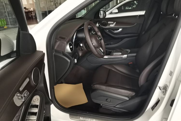 Used Mercedes-Benz GLC 2022 Refreshed GLC 300 L 4MATIC Dynamic Edition Prestige Version Driver Seat