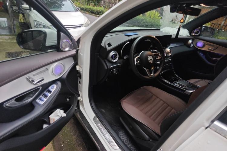 Used Mercedes-Benz GLC 2022 Facelifted GLC 260 L 4MATIC Dynamic Edition Driver Seat