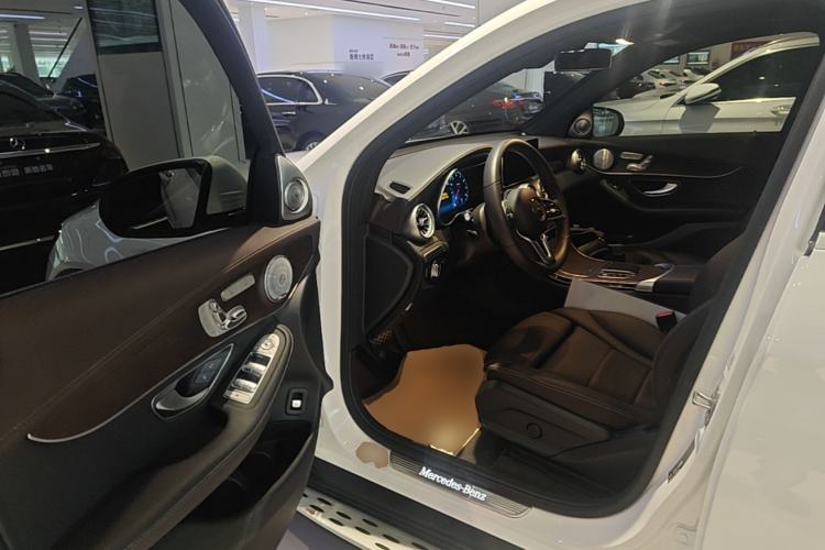Used Mercedes-Benz GLC 2022 Refreshed GLC 300 L 4MATIC Dynamic Edition Prestige Version Driver Seat