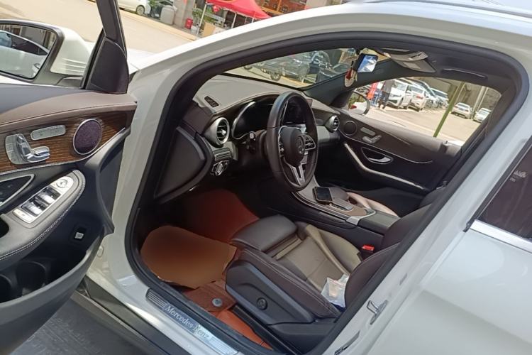 Used Mercedes-Benz GLC 2022 Second Facelift GLC 260 L 4MATIC Luxury Edition Driver Seat