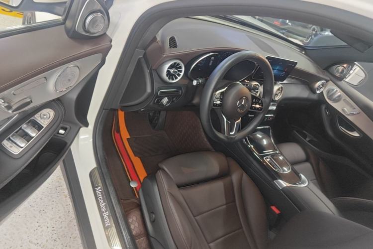 Used Mercedes-Benz GLC 2022 Facelifted GLC 260 L 4MATIC Dynamic Edition Driver Seat