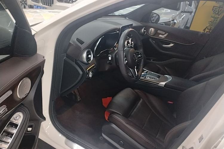 Used Mercedes-Benz GLC 2022 Refreshed GLC 300 L 4MATIC Dynamic Edition Driver Seat