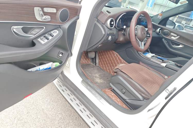 Used Mercedes-Benz GLC 2022 GLC 260 L 4MATIC Luxury Model Driver Seat