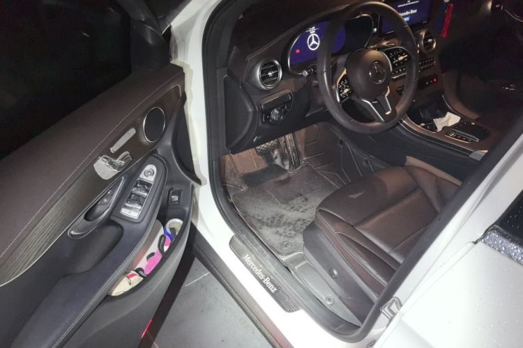 Used Mercedes-Benz GLC 2022 Second Facelift GLC 260 L 4MATIC Luxury Edition Driver Seat
