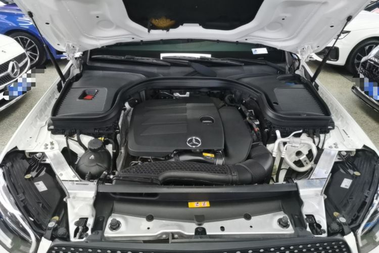 Used Mercedes-Benz GLC 2022 Facelift GLC 260 L 4MATIC Luxury Edition Engine Bay