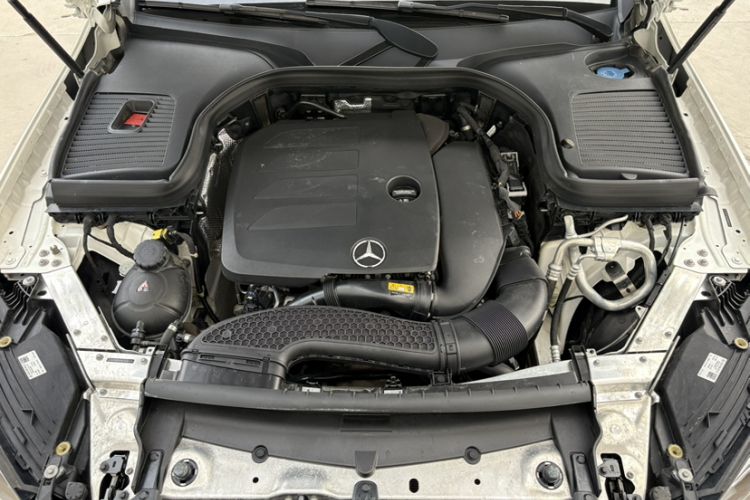 Used Mercedes-Benz GLC 2022 Facelift GLC 260 L 4MATIC Luxury Edition Engine Bay