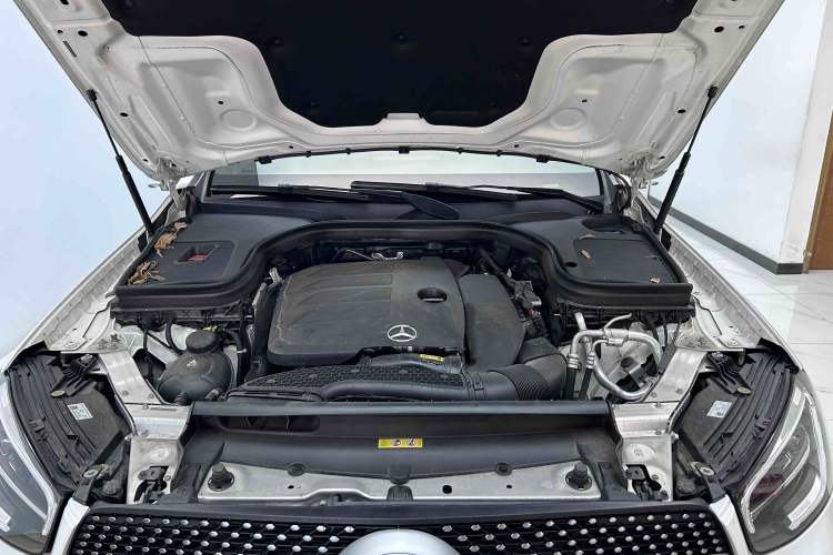 Used Mercedes-Benz GLC 2022 GLC 300 L 4MATIC Dynamic Edition Prestige Model Engine Bay