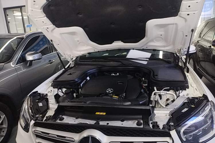 Used Mercedes-Benz GLC 2022 Second Facelift GLC 260 L 4MATIC Dynamic Edition Engine Bay