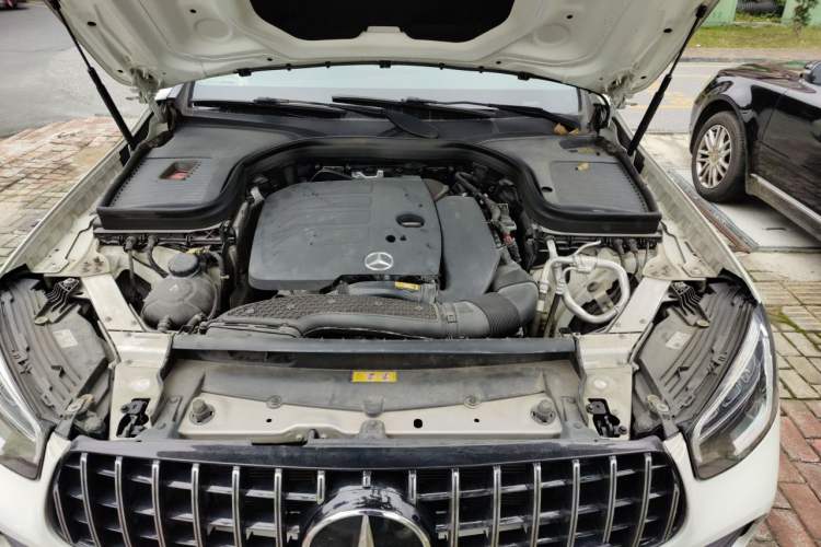 Used Mercedes-Benz GLC 2022 Facelifted GLC 260 L 4MATIC Dynamic Edition Engine Bay