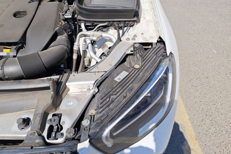 Used Mercedes-Benz GLC 2022 Refreshed GLC 300 L 4MATIC Dynamic Edition Prestige Version Engine Bay Left