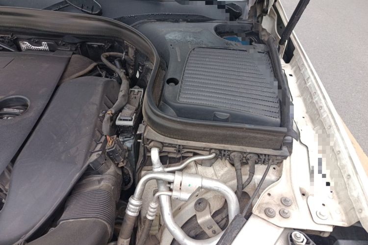 Used Mercedes-Benz GLC 2022 Refreshed GLC 300 L 4MATIC Dynamic Edition Engine Bay Left
