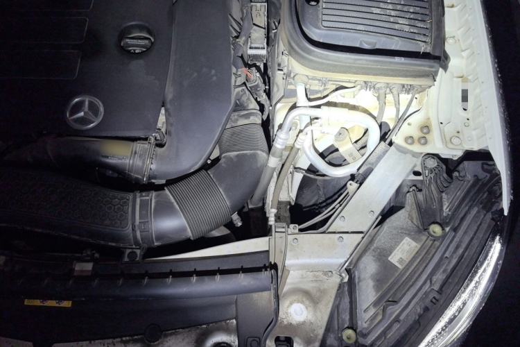 Used Mercedes-Benz GLC 2022 Second Facelift GLC 260 L 4MATIC Luxury Edition Engine Bay Left