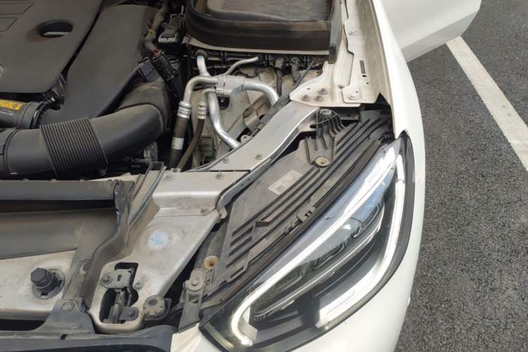 Used Mercedes-Benz GLC 2022 Facelifted GLC 260 L 4MATIC Dynamic Edition Engine Bay Left