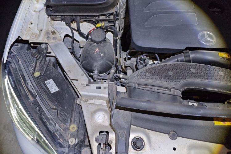 Used Mercedes-Benz GLC 2022 GLC 260 L 4MATIC Luxury Model Engine Bay Right