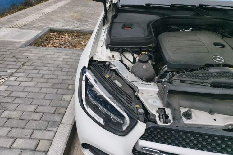 Used Mercedes-Benz GLC 2022 Second Facelift GLC 260 L 4MATIC Luxury Edition Engine Bay Right