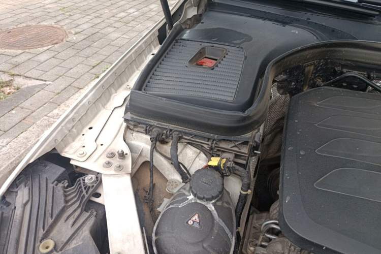 Used Mercedes-Benz GLC 2022 Refreshed GLC 300 L 4MATIC Dynamic Edition Engine Bay Right