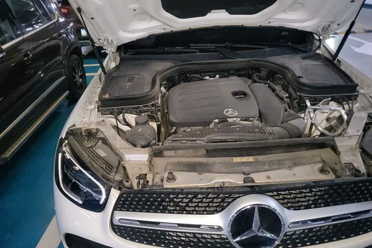 Used Mercedes-Benz GLC 2022 Second Facelift GLC 260 L 4MATIC Luxury Edition Engine Bay Right