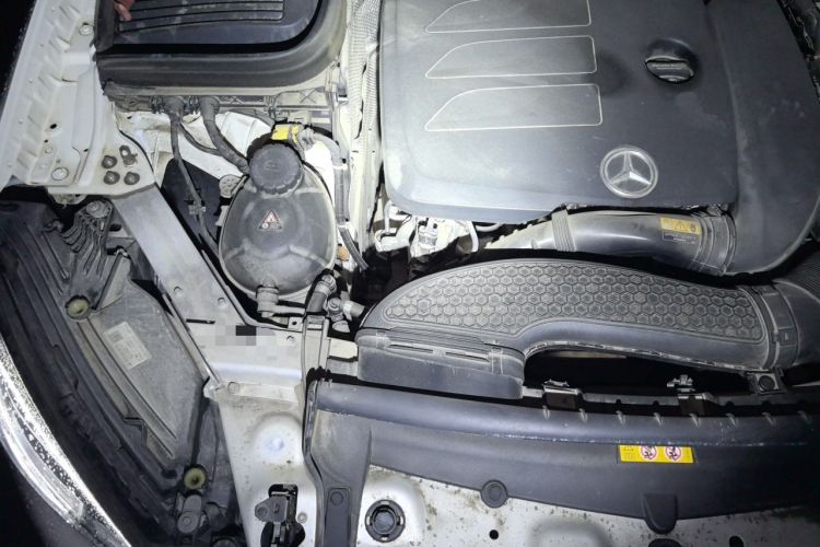 Used Mercedes-Benz GLC 2022 Second Facelift GLC 260 L 4MATIC Luxury Edition Engine Bay Right