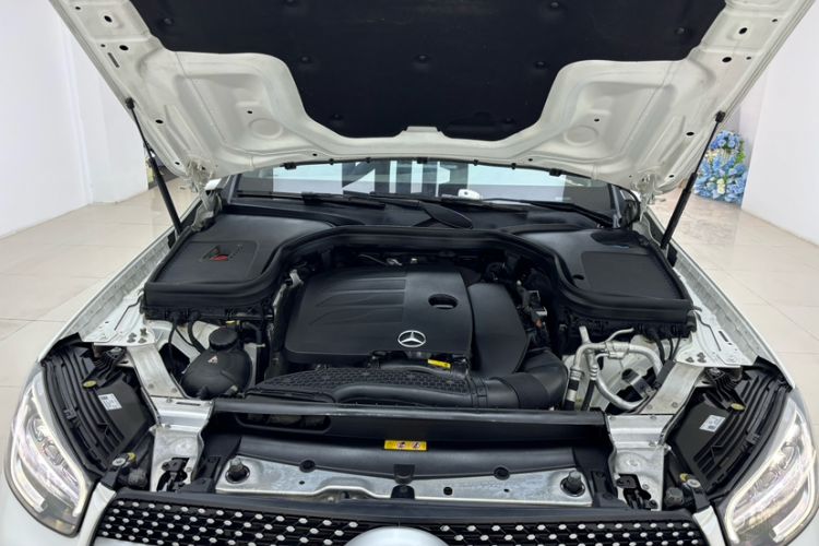 Used Mercedes-Benz GLC 2022 Refreshed GLC 300 L 4MATIC Dynamic Edition Prestige Version Engine Bay