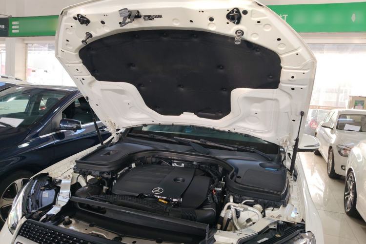Used Mercedes-Benz GLC 2022 Facelift GLC 300 L 4MATIC Luxury Edition Engine Bay