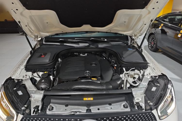 Used Mercedes-Benz GLC 2022 Second Facelift GLC 260 L 4MATIC Luxury Edition Engine Bay