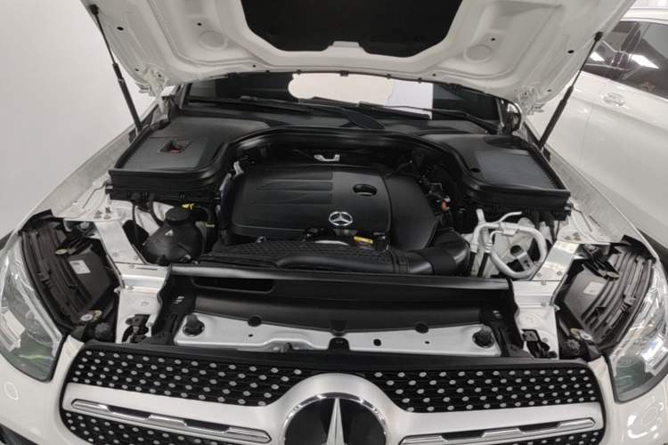 Used Mercedes-Benz GLC 2022 GLC 300 L 4MATIC Luxury Model Engine Bay