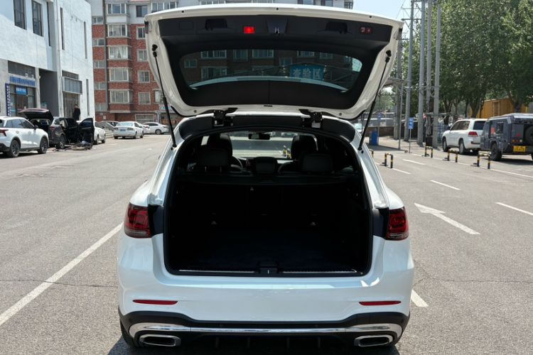 Used Mercedes-Benz GLC 2022 Facelift GLC 260 L 4MATIC Luxury Edition Exterior 1