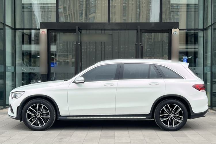 Used Mercedes-Benz GLC 2022 Second Facelift GLC 260 L 4MATIC Luxury Edition Exterior 1