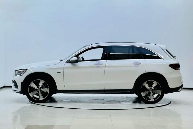 Used Mercedes-Benz GLC 2022 Refreshed GLC 300 L 4MATIC Dynamic Edition Prestige Version Exterior 2