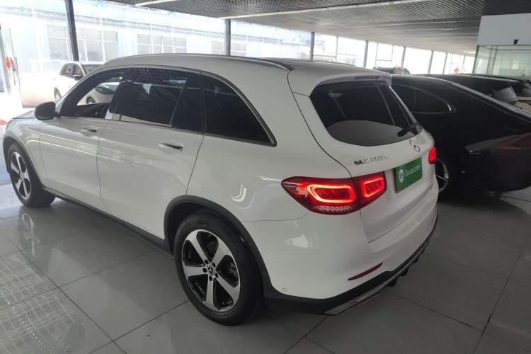 Used Mercedes-Benz GLC 2022 Facelifted GLC 260 L 4MATIC Dynamic Edition Exterior 2