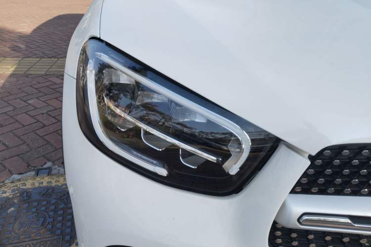 Used Mercedes-Benz GLC 2022 Refreshed GLC 300 L 4MATIC Dynamic Edition Exterior 3