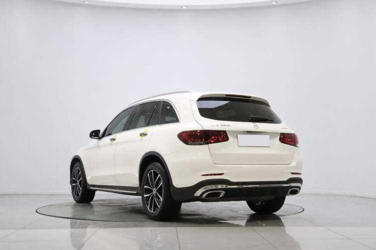 Used Mercedes-Benz GLC 2022 Second Facelift GLC 260 L 4MATIC Luxury Edition Exterior 3