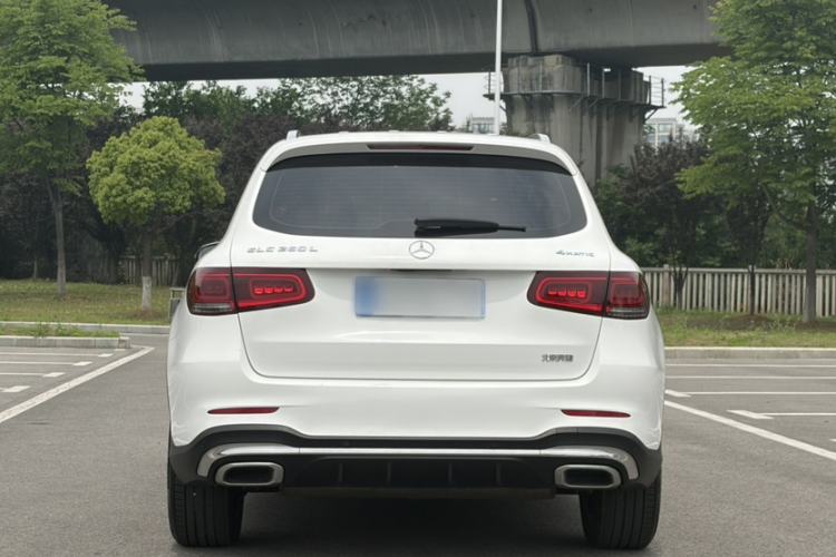Used Mercedes-Benz GLC 2022 Facelift GLC 260 L 4MATIC Luxury Edition Exterior 3