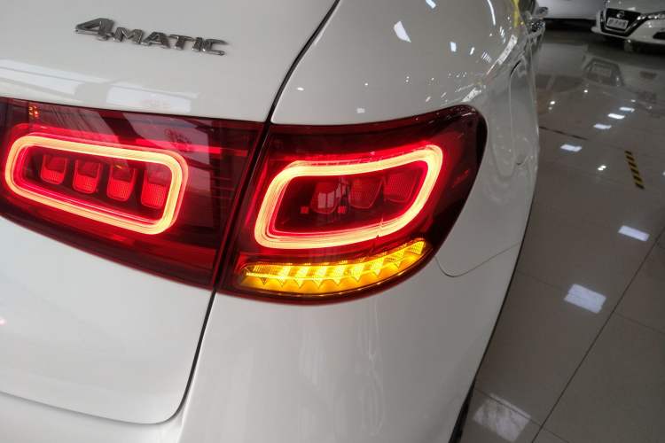 Used Mercedes-Benz GLC 2022 Refreshed GLC 300 L 4MATIC Dynamic Edition Prestige Version Exterior 3