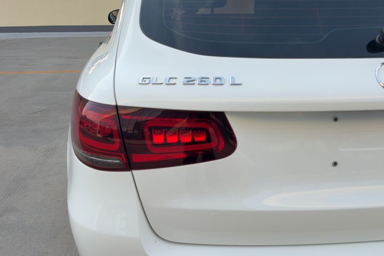 Used Mercedes-Benz GLC 2022 Facelifted GLC 260 L 4MATIC Dynamic Edition Exterior 3