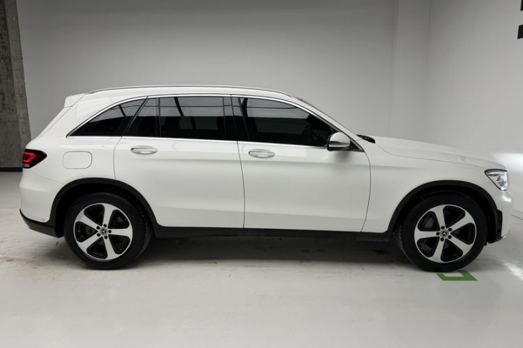 Used Mercedes-Benz GLC 2022 Facelifted GLC 260 L 4MATIC Dynamic Edition Exterior 3