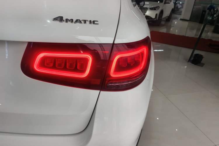 Used Mercedes-Benz GLC 2022 Facelifted GLC 260 L 4MATIC Dynamic Edition Exterior 3