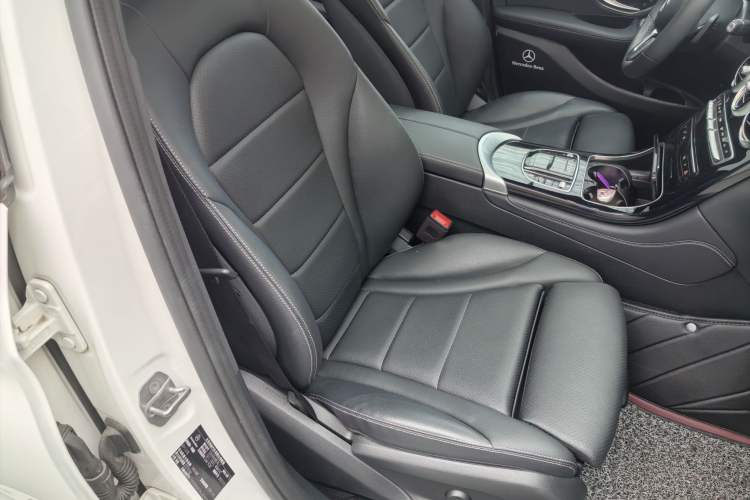 Used Mercedes-Benz GLC 2022 Second Facelift GLC 260 L 4MATIC Dynamic Edition Exterior 4