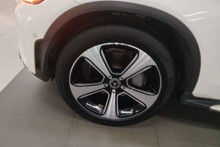 Used Mercedes-Benz GLC 2022 Refreshed GLC 300 L 4MATIC Dynamic Edition Prestige Version Exterior 4