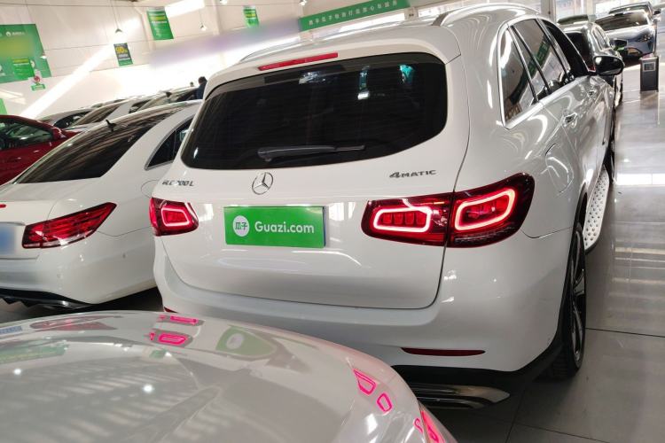 Used Mercedes-Benz GLC 2022 Facelift GLC 300 L 4MATIC Luxury Edition Exterior 4