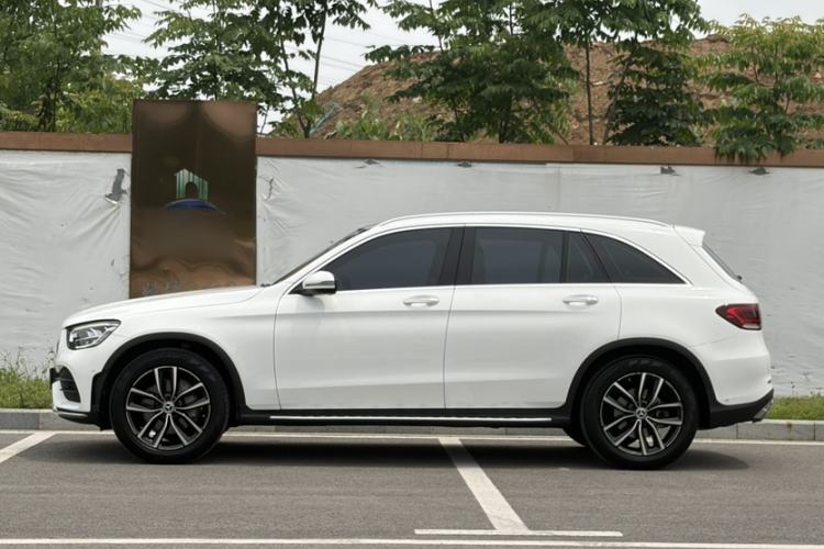 Used Mercedes-Benz GLC 2022 Facelift GLC 260 L 4MATIC Luxury Edition Exterior 5
