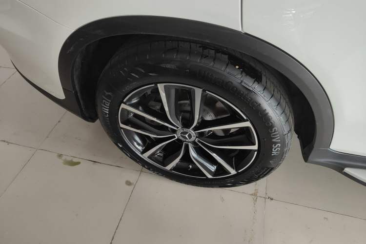 Used Mercedes-Benz GLC 2022 GLC 260 L 4MATIC Luxury Model Exterior 5