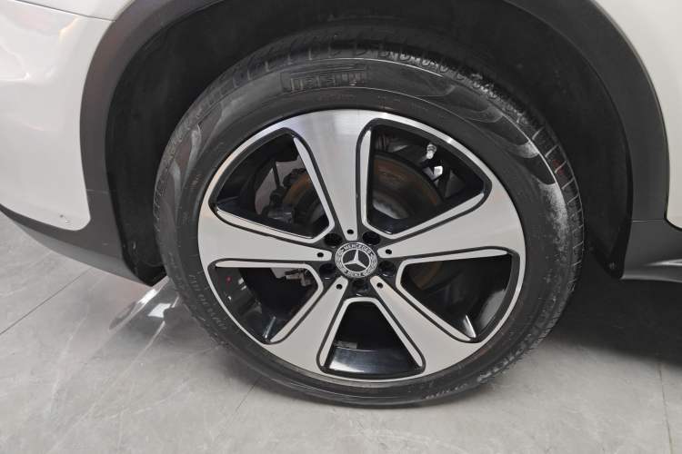Used Mercedes-Benz GLC 2022 Refreshed GLC 300 L 4MATIC Dynamic Edition Prestige Version Exterior 5