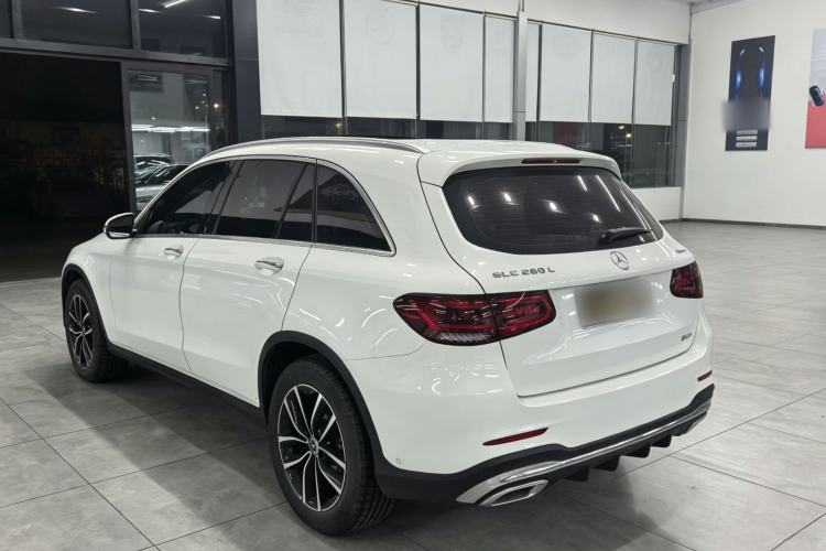 Used Mercedes-Benz GLC 2022 Second Facelift GLC 260 L 4MATIC Luxury Edition Exterior 6