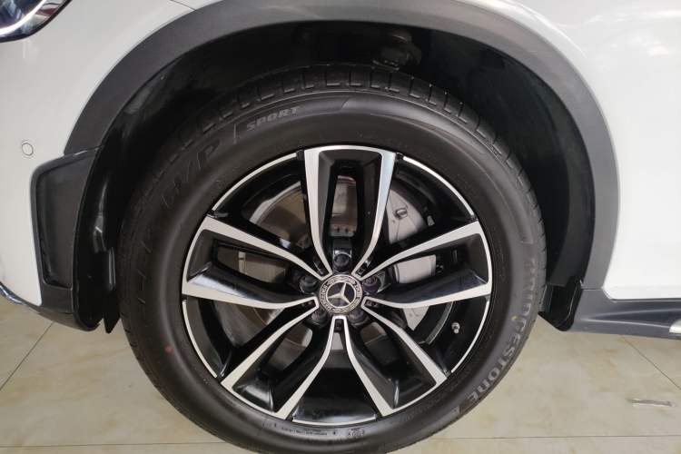 Used Mercedes-Benz GLC 2022 GLC 300 L 4MATIC Dynamic Model Exterior 7