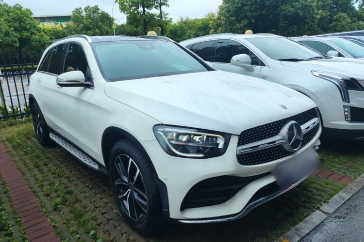 Used Mercedes-Benz GLC 2022 Refreshed GLC 300 L 4MATIC Dynamic Edition Front Right 45 Deg